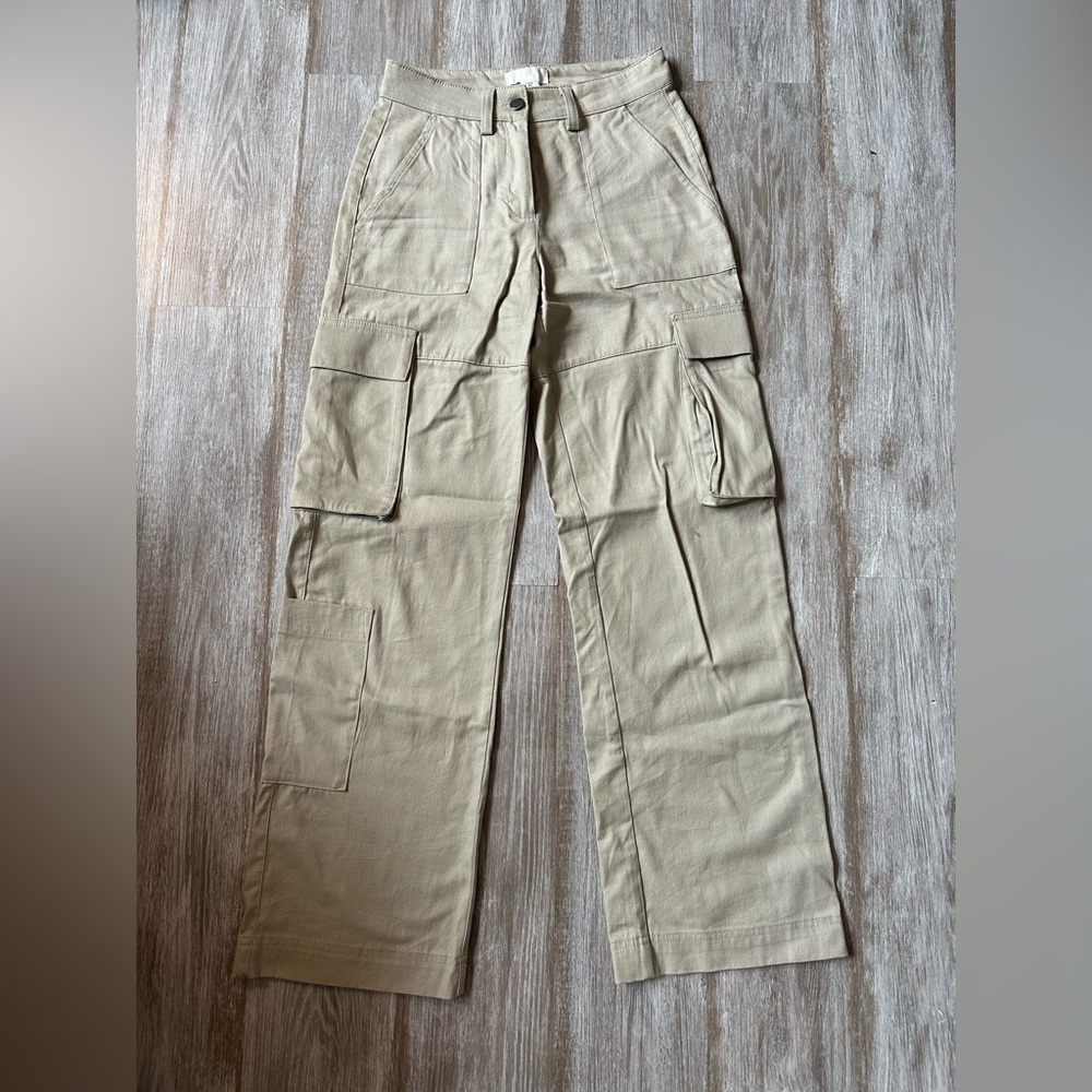 H&M tan cargo pants sz 2